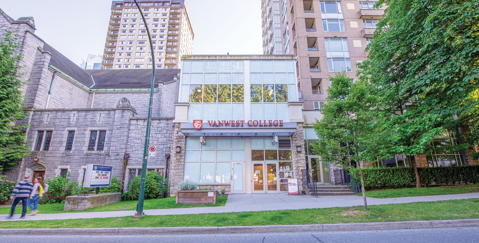 Vanwest College-Vancouver (2026 оны PAL бүгд дууссан) сургуулийн зураг