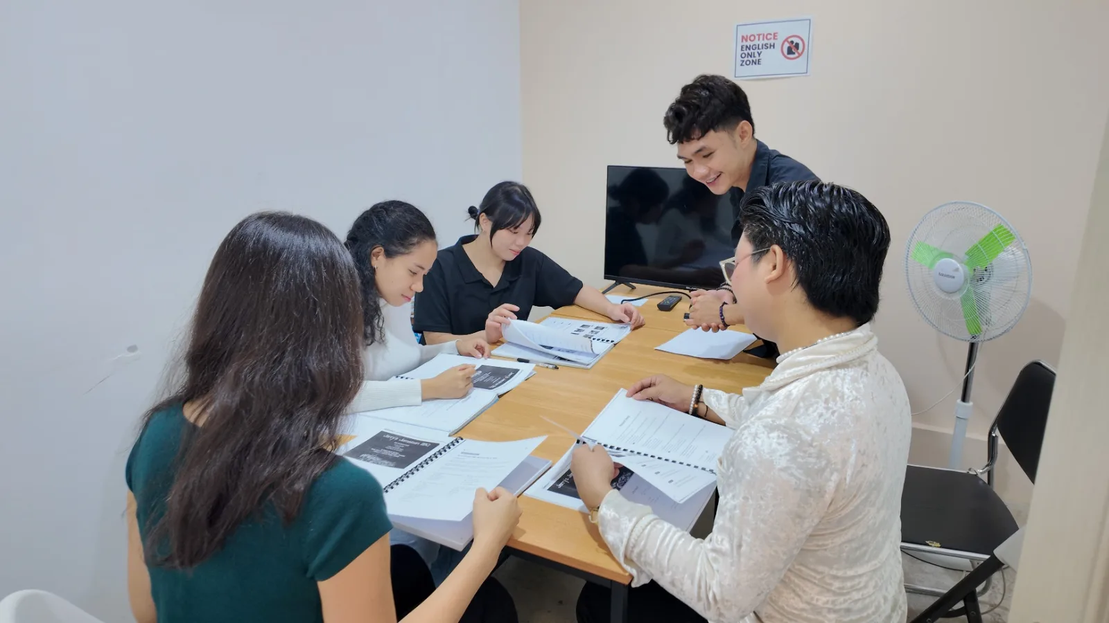フィリピン留学の授業コースの選び方｜ESL・TOEIC・IELTSの違いを解説